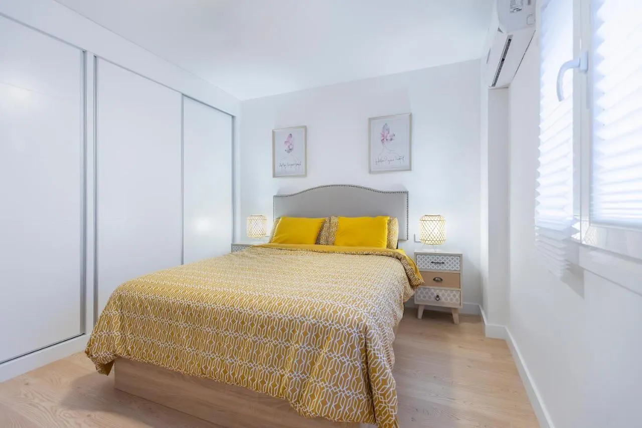Nosquera Freshapartaments Malaga Apartment