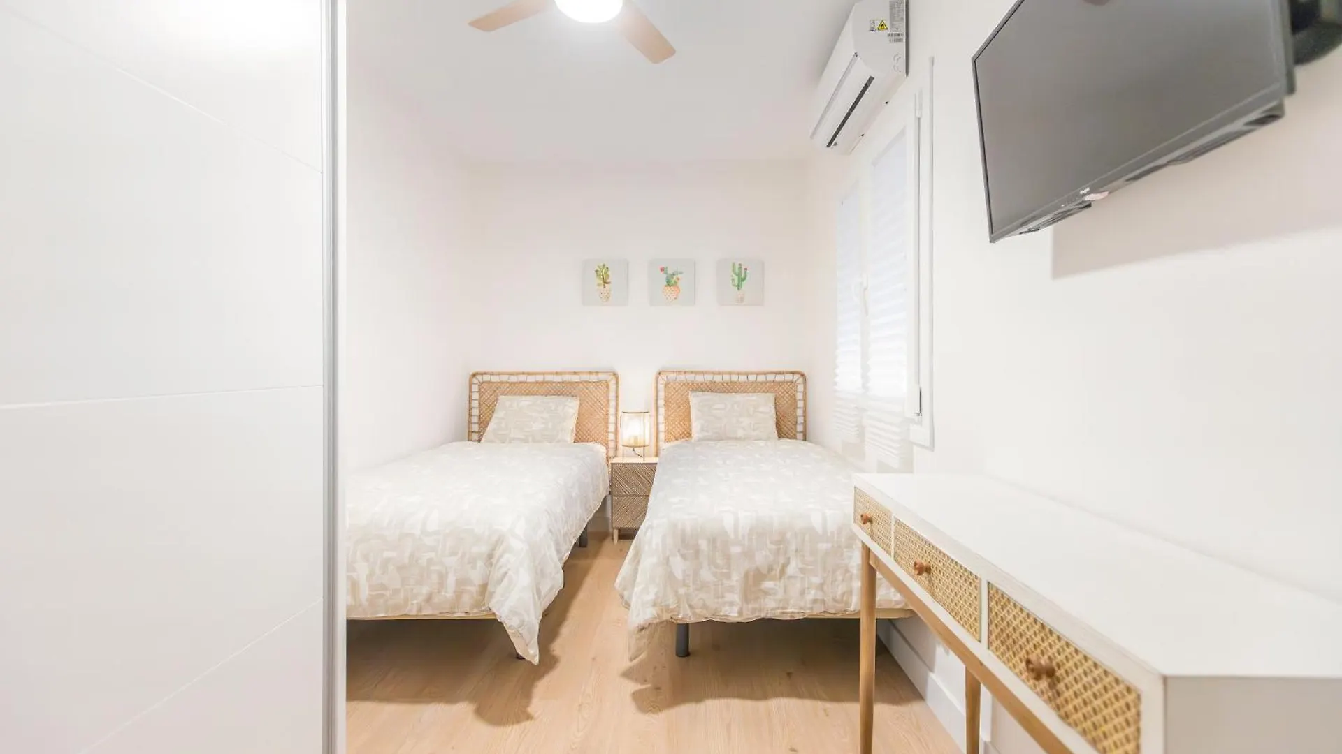 Nosquera Freshapartaments Malaga 0*,