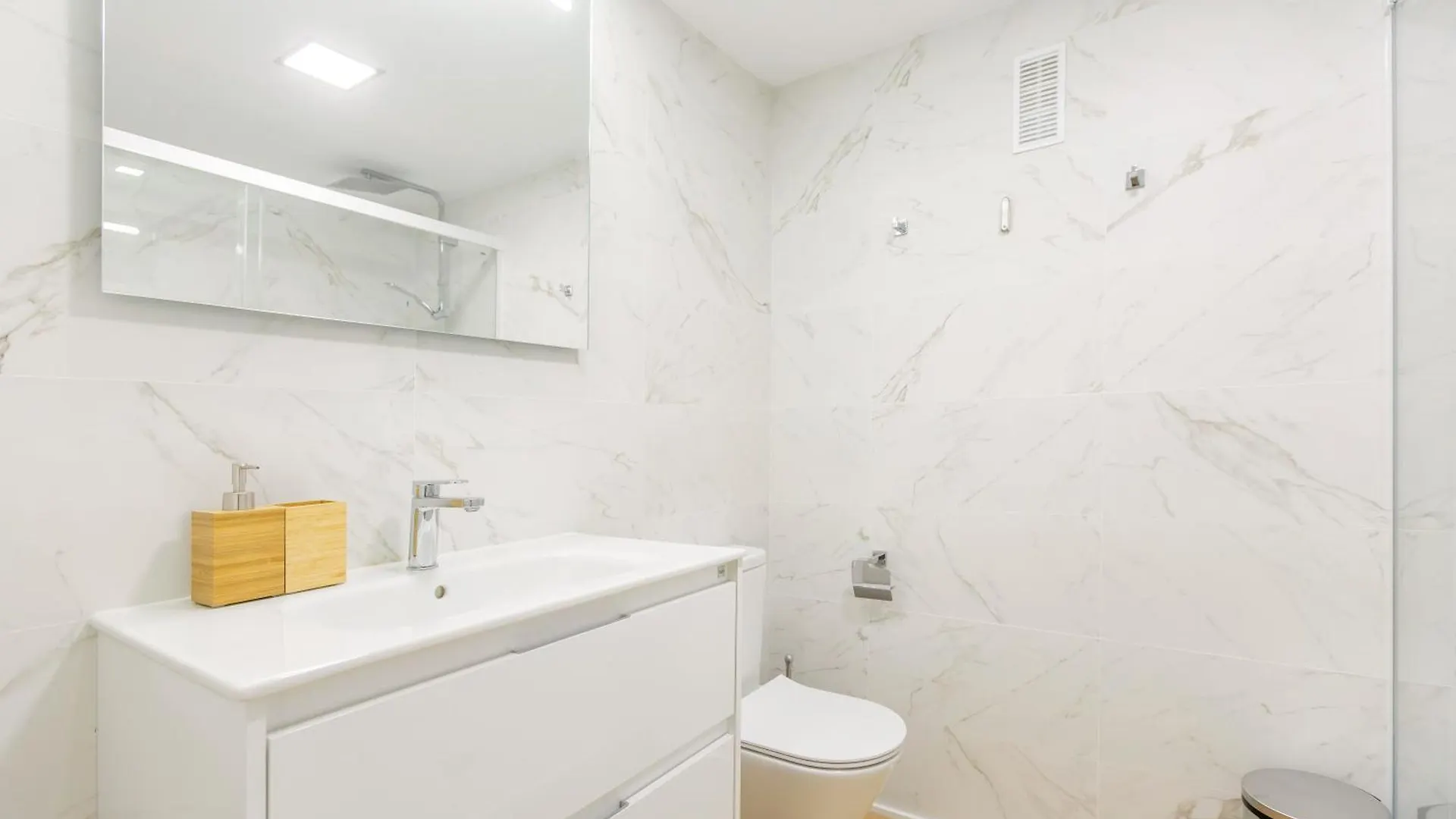 Nosquera Freshapartaments Malaga